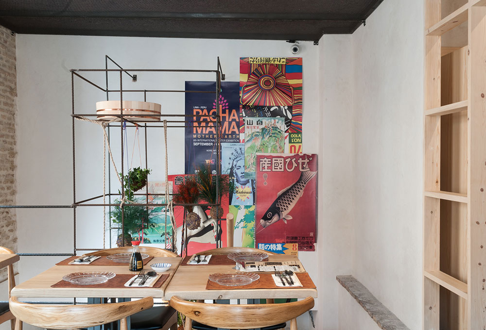 CHIFA nuevo restaurante en Sevilla con mobiliario de MisterWils. Otro proyecto más de MisterWils, más de 4000m2 de exposición y venta.