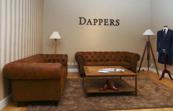 El Apartamento Dappers sastrería personalizada en el centro de Sevilla. Otro proyecto más de MisterWils, más de 4000m² de exposición y venta