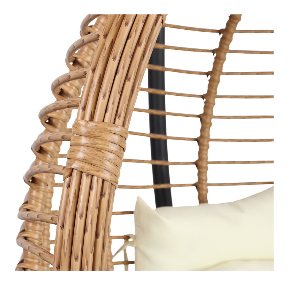 CORSICA Silla colgante tipo Egg Chair de rattan sintético con soporte incluido. Encuéntrala en MisterWils. Más de 4000m² exposición y almacén3