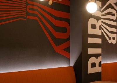 El restaurante Frankie's Burger Bar ha inaugurado en el centro de Valencia 13