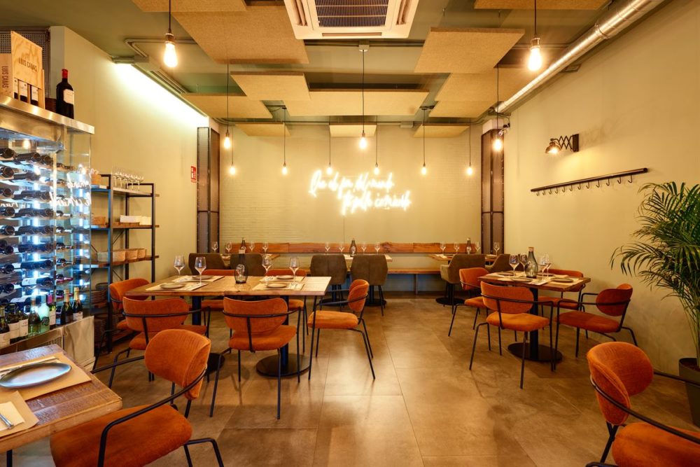 Avareo, un nuevo restaurante con personalidad propia y tintes industriales 3
