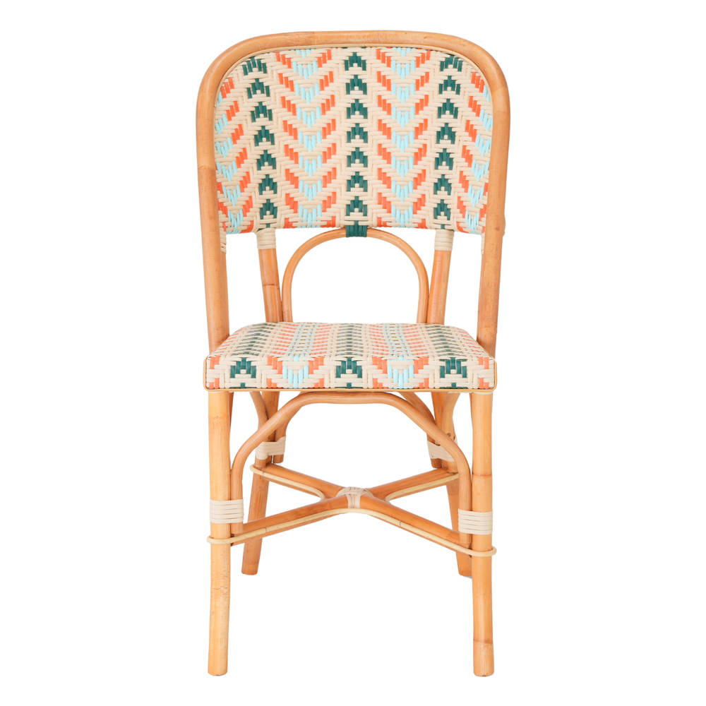 Silla de ratán sintético Matignon, de estilo Bistro. Estructura de ratán natural. Asiento en médula de ratán sintético. No apta para exterior. frontal